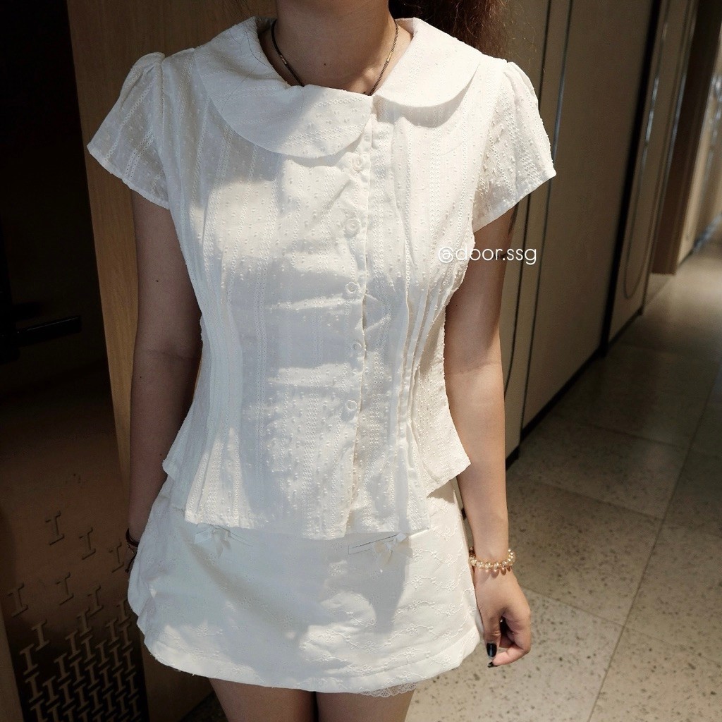 หวาย - เสื้อคอปกบัวไขว้ปักลาย [Small Form เพิ่มขนาด] - ByDoor.ssg