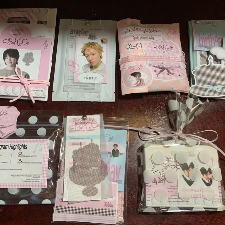 [แพ็คเกจที่สวยงาม + อ่าน DESCRIPTION] LUCKYBOX CARD MANHWA BOYLOVE BOMTOON LEZHIN