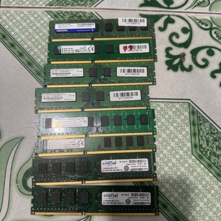 Ram pc 8g ddr3 bus 1600 เย็บสวยงาม