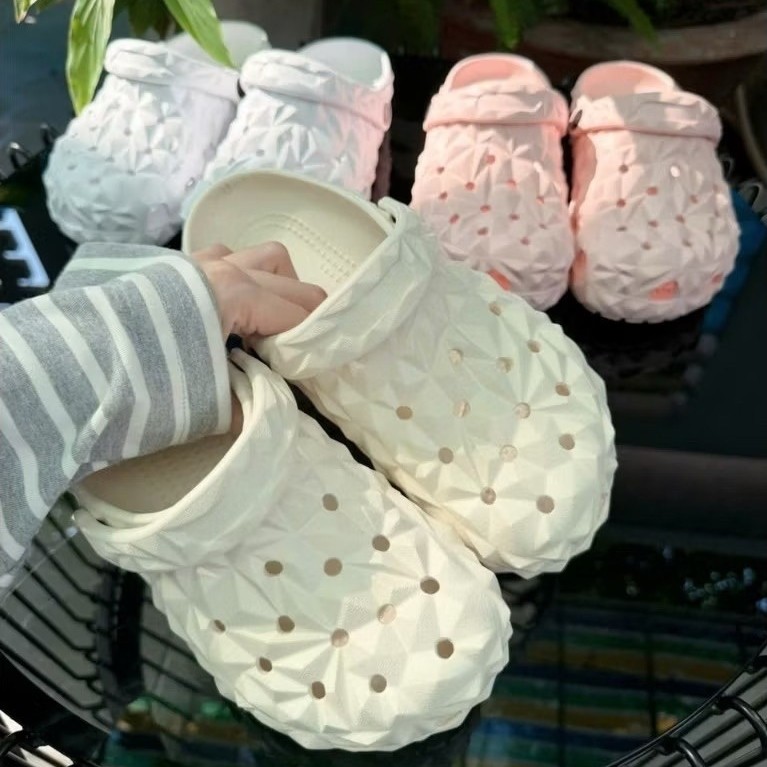 เสาหินขึ้นรูป DURIAN SLIPPERS สีหลากหลาย (DRIND DURIAN LEAVES)
