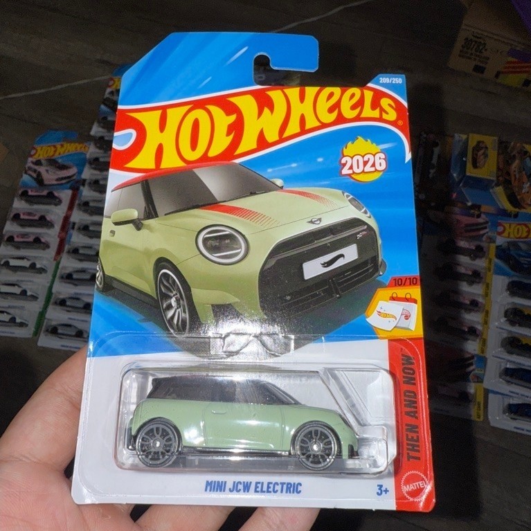 Hotwheels Mini Cooper JCW โมเดลรถไฟฟ้า/