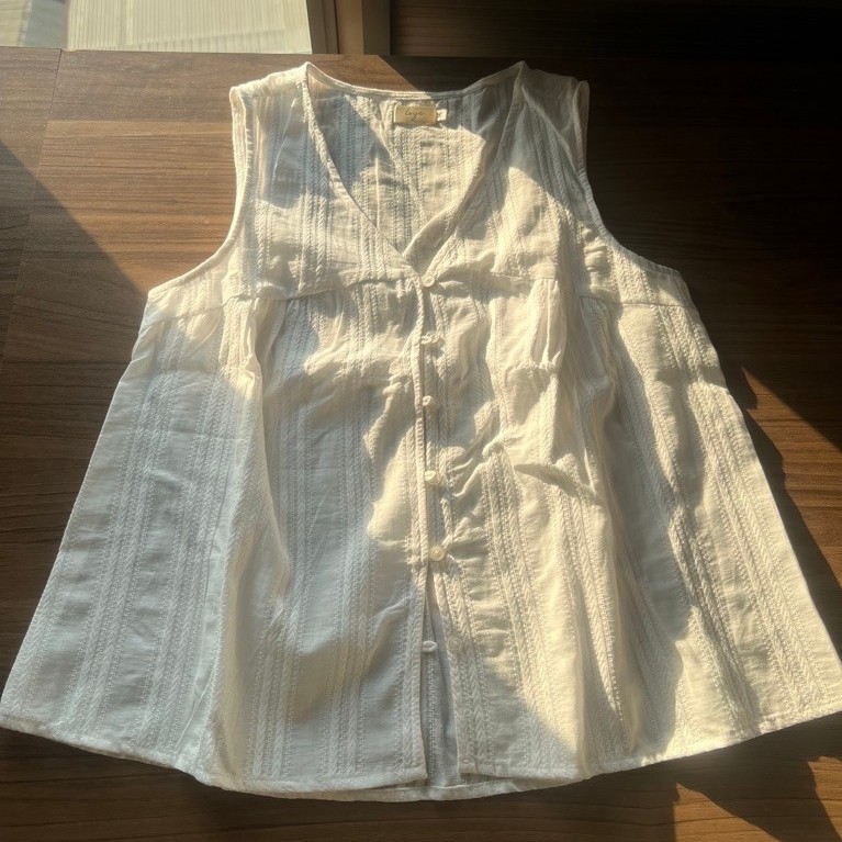 V_Vee Top***********