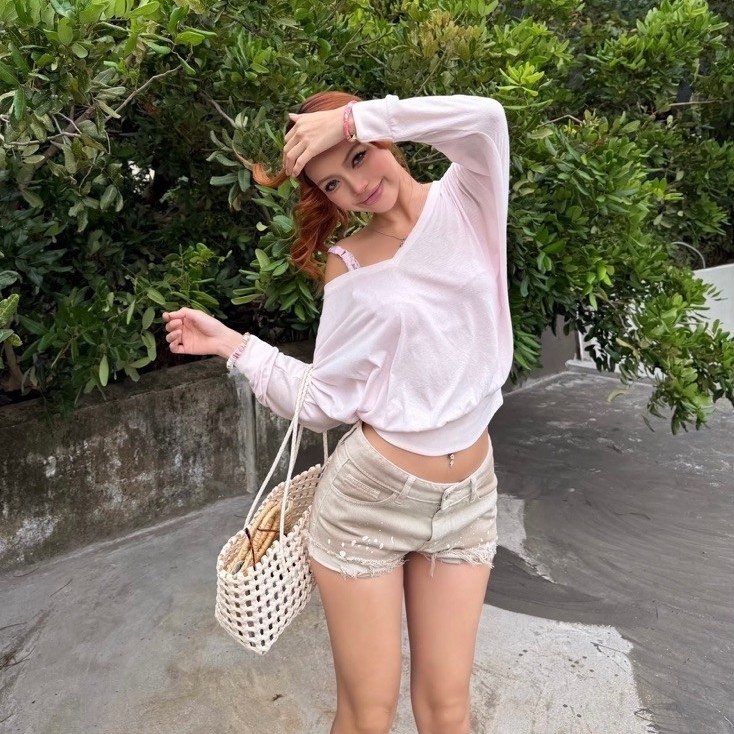 บีไวลิส | เสื้อเชิ้ตแขนยาว Yora Top
