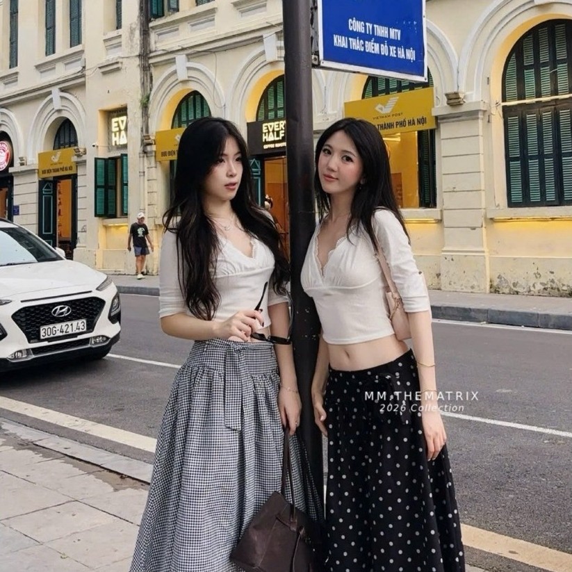 /Thematrix/ (AVAILABLE) Sanya Skirt v2 - Low-cut Low-cut Skirt (รูปถ่ายจริงที่ถ่ายเอง)