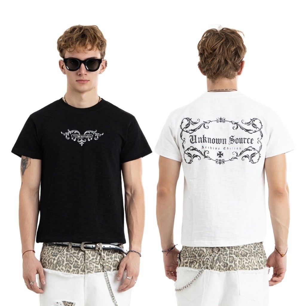 เสื้อยืดแขนสั้น Regular Fit - OBA UNKNOWN SOURCE TEE