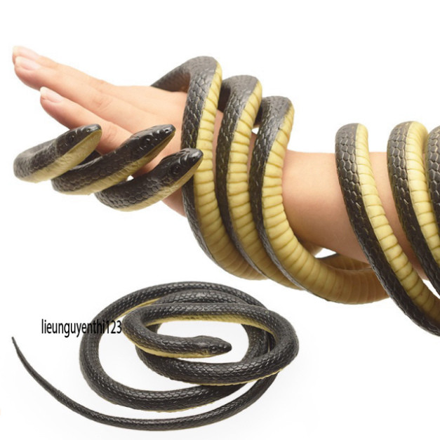 [120CM] REAL SIMULATION FAKE RUBBER SNAKE FOR GAMES & DECORATION
