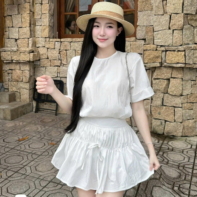 ชุดผู้หญิง Street girl ชุดเสื้อคอกลมพร้อมกระโปรงบานสั้น 78(Z2) Min