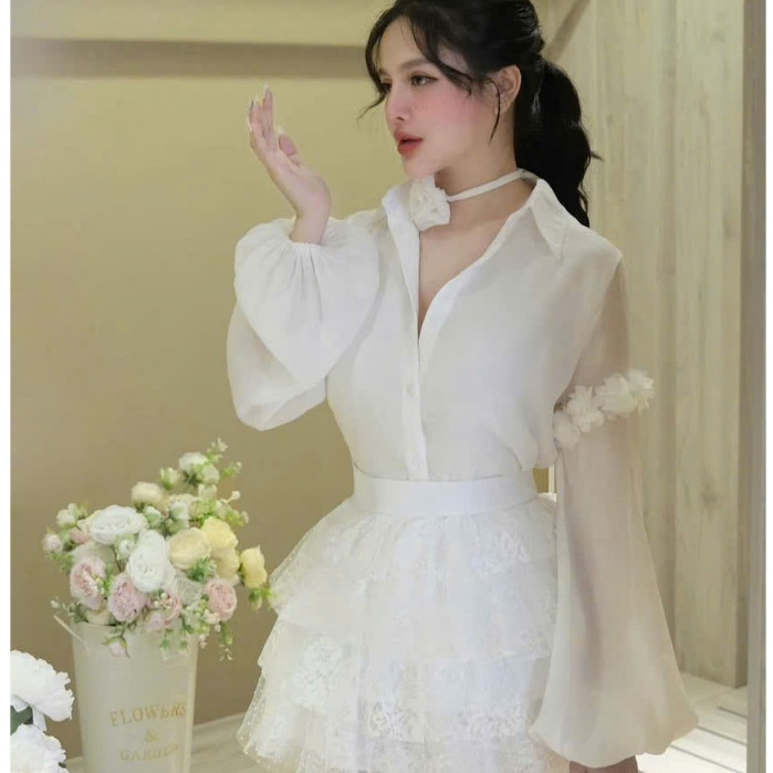 ชุดเรียบหรูอ่อนโยน ชุดเสื้อแขนยาวและกระโปรงลูกไม้ 351(Z1) Mn