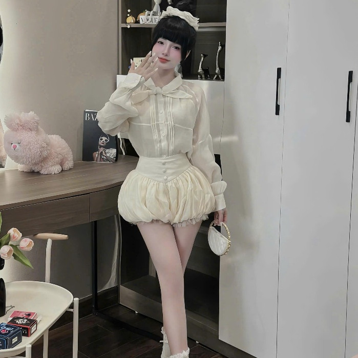 ชุดกระโปรงสั้น ชุดเสื้อผูกโบว์ผ้าไหมผสมกระโปรงบอลกระดุมมุก 437(Z1) NC