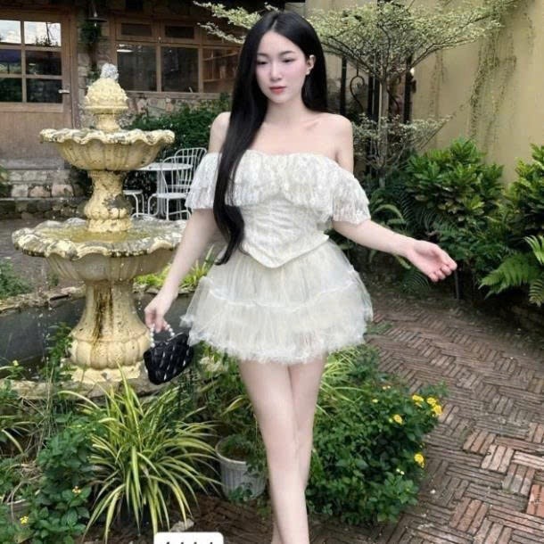 ชุดเสื้อปาดไหล่และกระโปรง ชุดกระโปรงสั้น เสื้อลูกไม้ปาดไหล่แต่งระบายผสมกระโปรงสั้น 951(Z6) NC