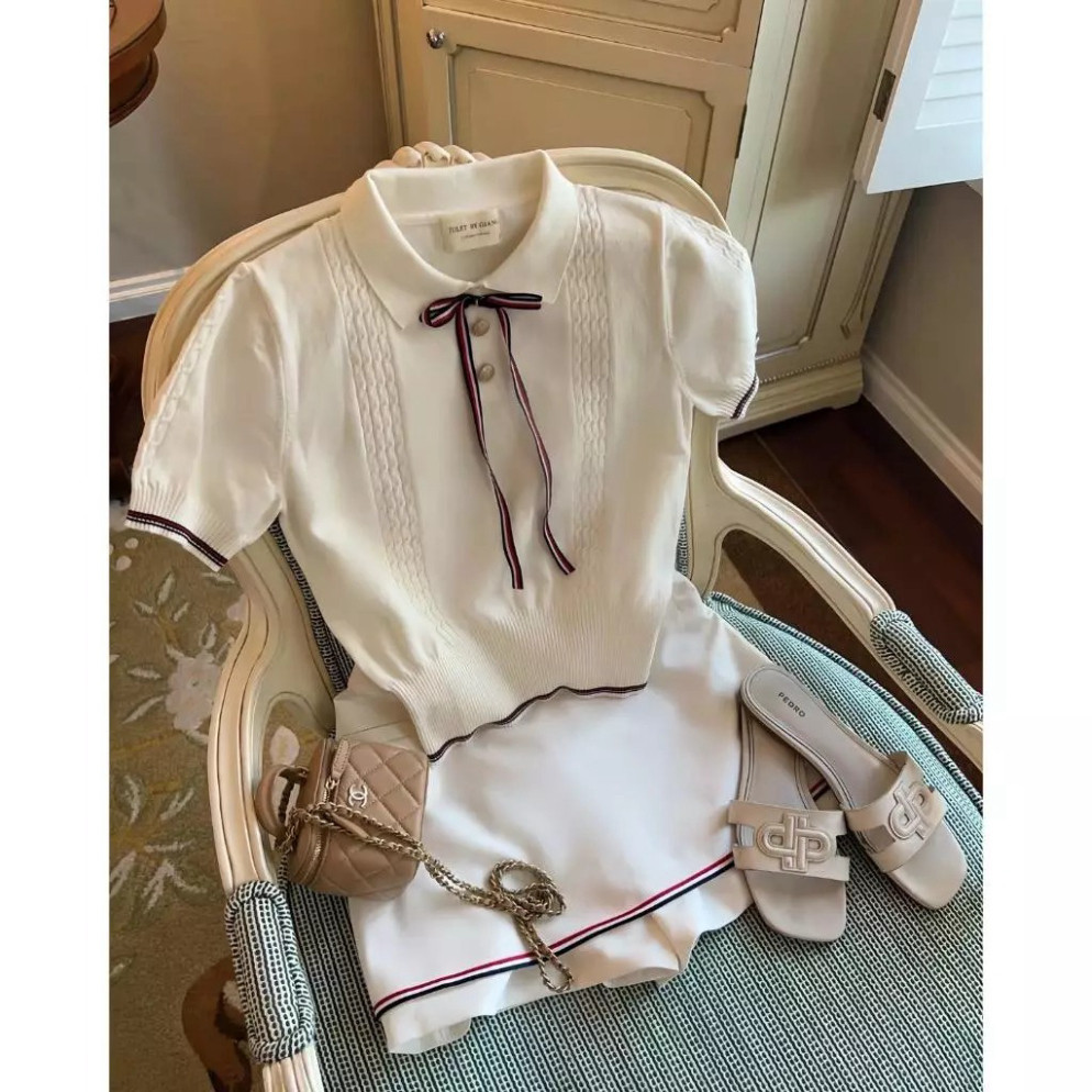 Jolie_Store// เสื้อกันหนาวผู้หญิงน่ารักผูกโบว์ Freesize Slim Form – เทรนด์เกาหลี 2025 แฟชั่นสุดฮอต M