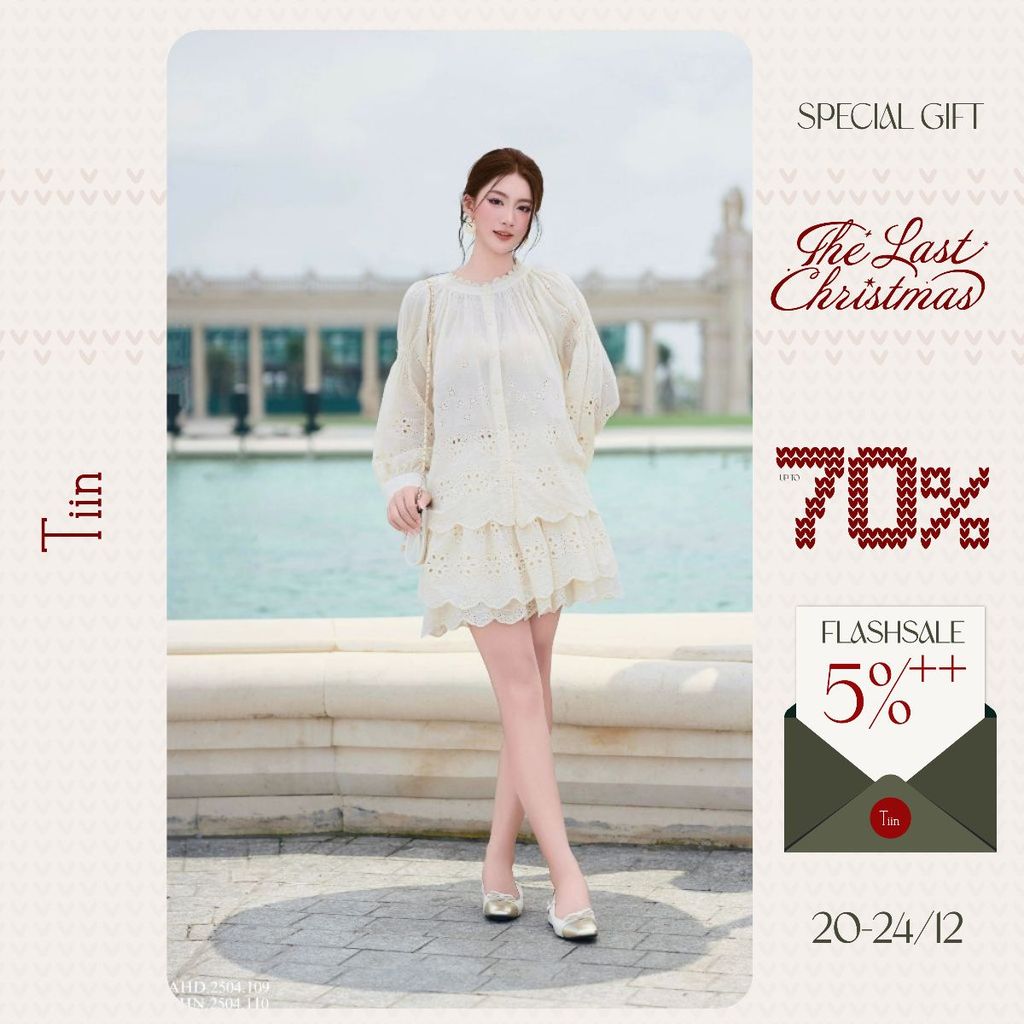 TINSTORE เสื้อเบลาส์ผู้หญิงดีไซน์คอรถไฟ แต่งลูกไม้ แขนยางยืด กระโปรงเอวยางยืดบานเรียบหรู AHD.2504.10