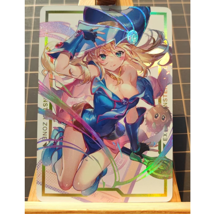 ศูนย์ภาคสนาม Yugioh Dark Magician Girl Card - การเก็บรักษาการ์ดพลาสติกฟรี