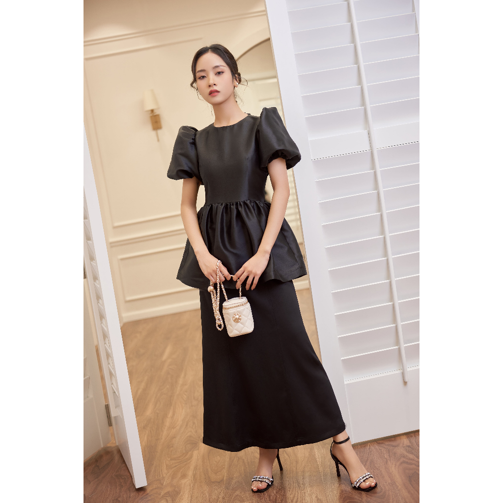 เสื้อเชิ้ตแขนพองเว้าหลัง - Grace Top by TWENTY CHU