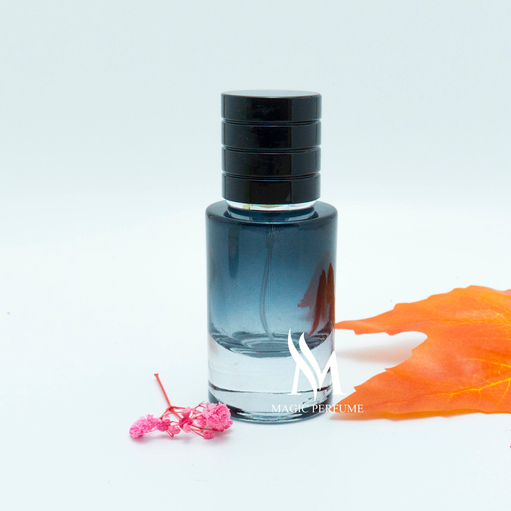 ขวดน้ําหอมแก้ว sau.vage รุ่นใหม่ 30ml ในรูปแบบสเปรย์หมอก