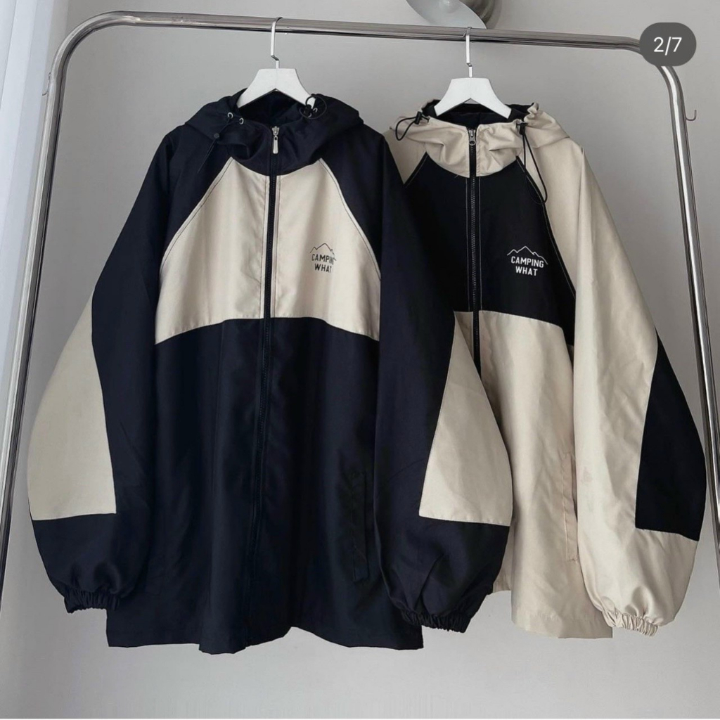 CAMPING.WHAT เสื้อแจ็คเก็ตร่มชูชีพ unisex แบบหลวมสําหรับผู้ชายและผู้หญิงพร้อมเสื้อแจ็คเก็ต ulzzang 2 ชั้น เครื่องบินทิ้งระเบิดคุณภาพสุดๆ-FAMMILYSHOP