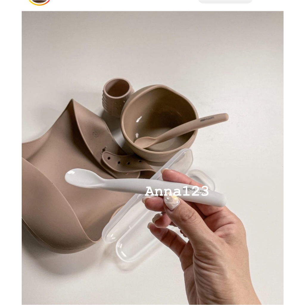 ชุดช้อนเด็ก Moyuum. ชุดช้อนซิลิโคนเด็ก ชุดช้อนโมยุมของแท้