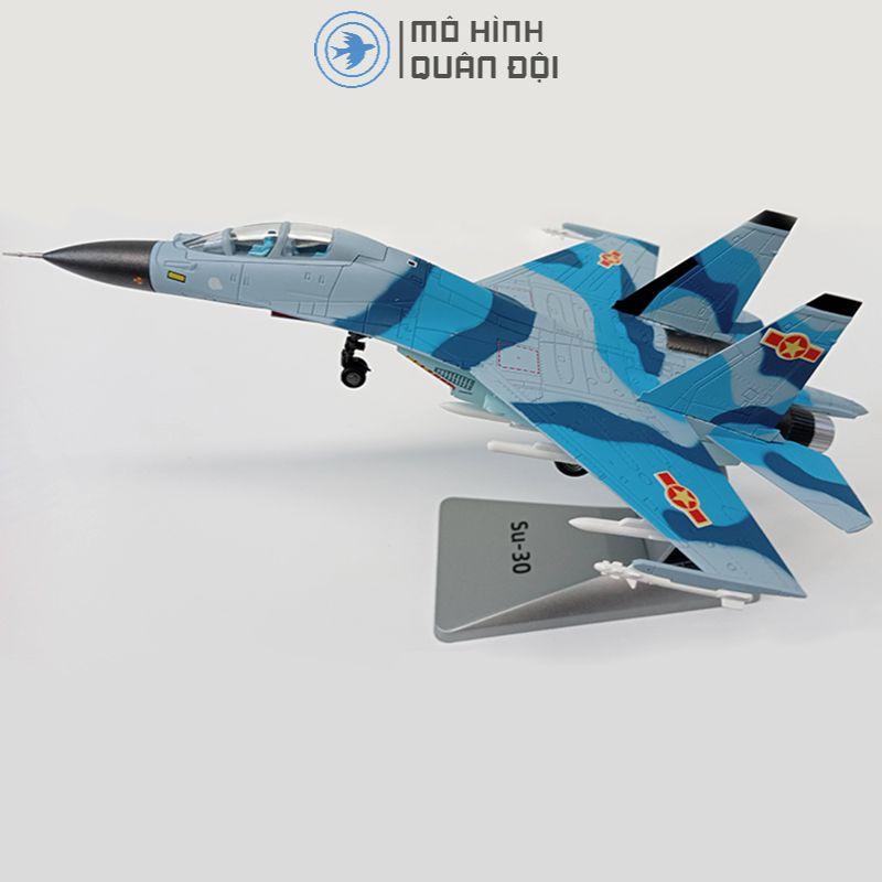 รุ่น Su-27 Su-30 Su-35 โลหะผสม 1:100