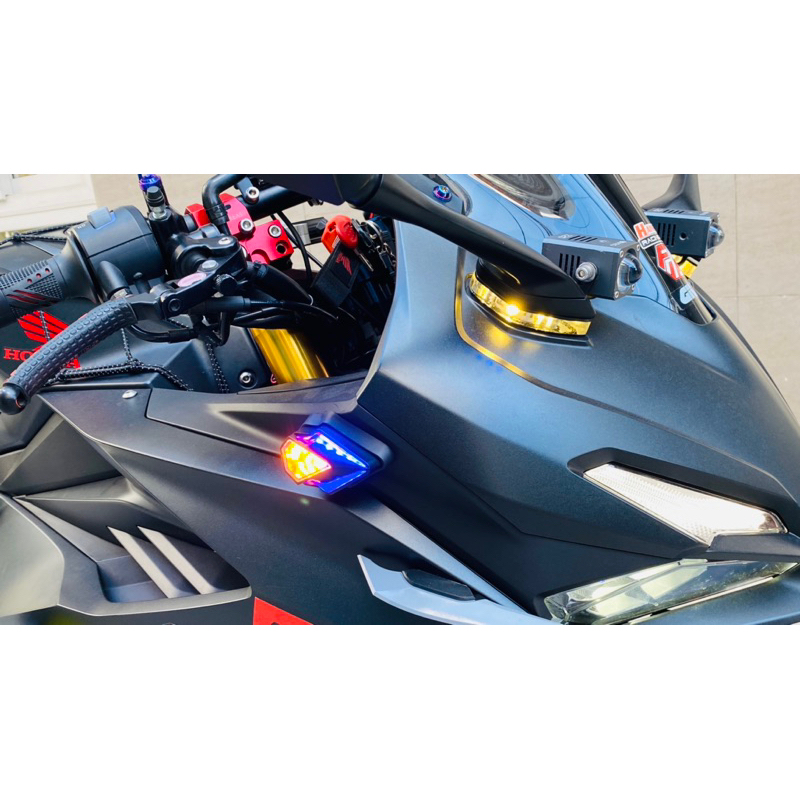 ฝาครอบกระจก CBR150R พร้อมไฟในตัว / ฝาครอบกระจก CBR150