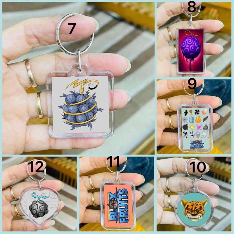 พวงกุญแจรูปผลไม้ Blox มีหลายแบบให้เลือก/พวงกุญแจ Blox Fruit Game