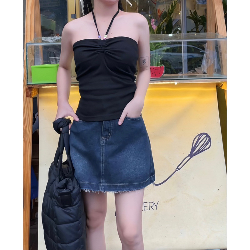 PEKO HELLO - เสื้อ Lily - เสื้อคล้องคอสีดํา / ลายทาง