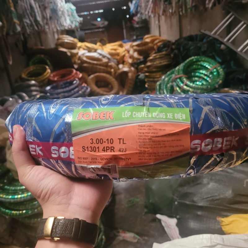 ยางไฟฟ้าแบบไม่มียาง/ยาง300-10 โซเบก