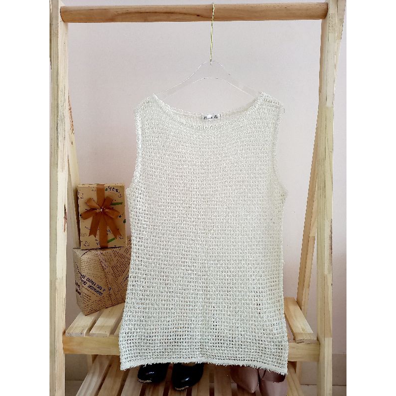 [2Hand] เสื้อสเวตเตอร์ตาข่าย Kiss & Be