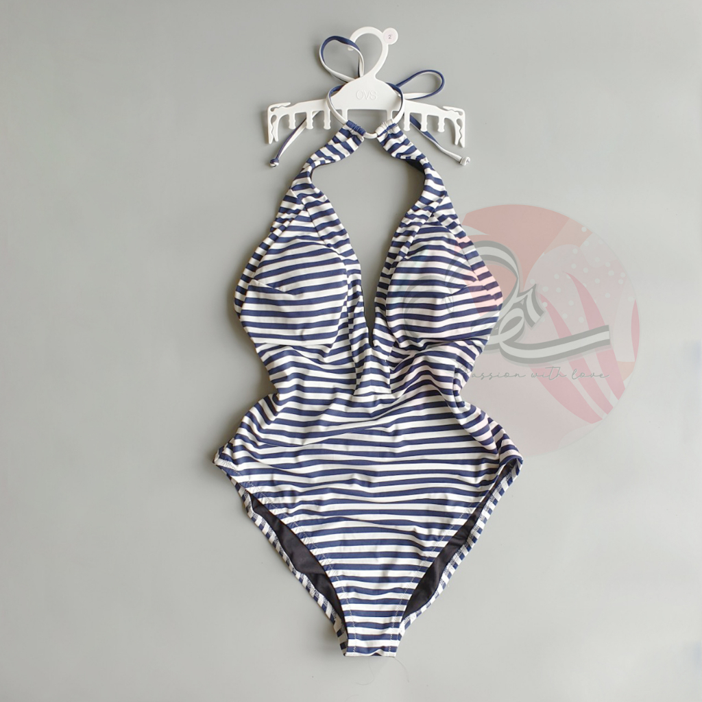 ชุดว่ายน้ําวันพีช Stylized คอผ่า รุ่น US ส่งออก No. 107