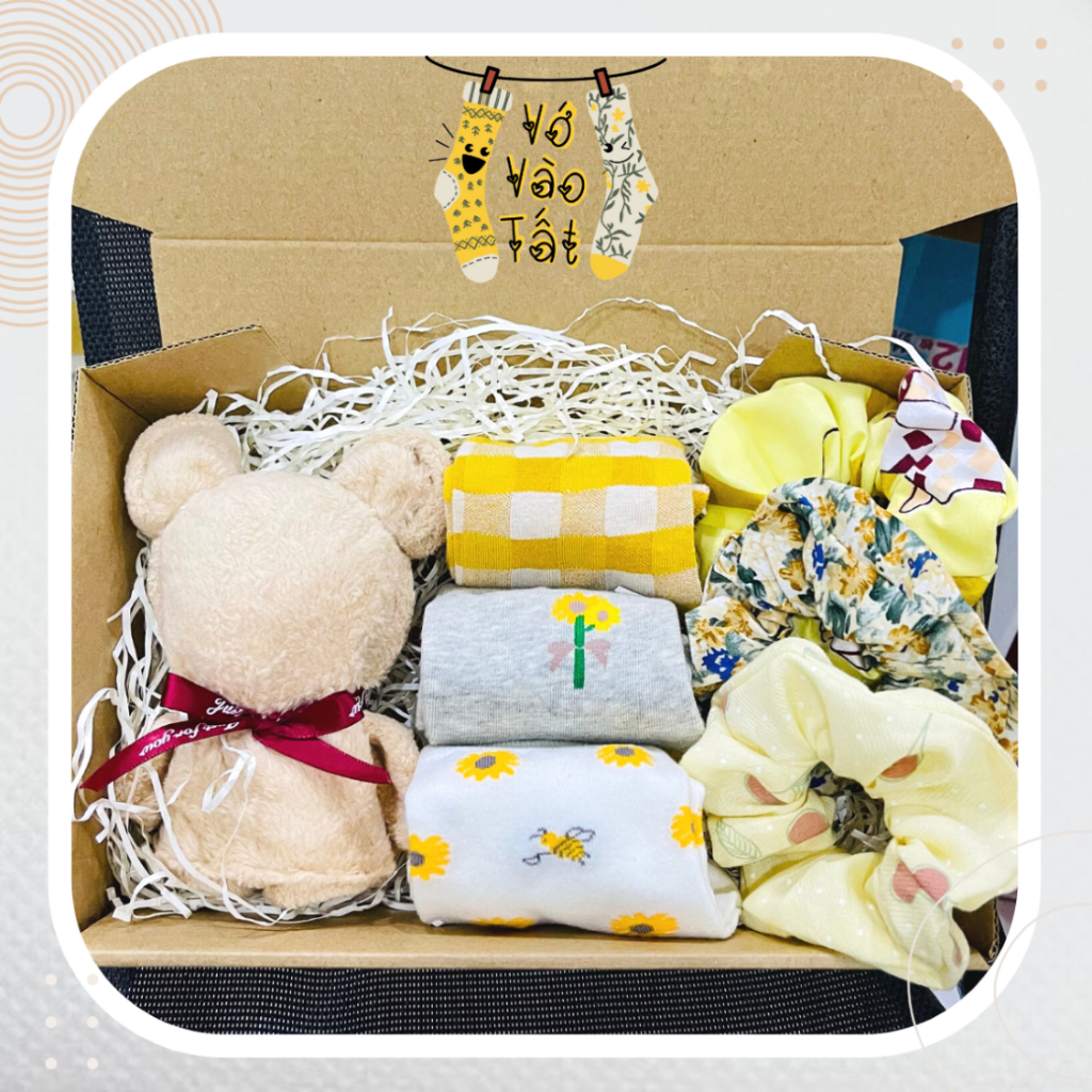 ชุดของขวัญวันเกิด ผู้หญิง 8 IN JUNE FOR GIRLFRIENDS YELLOW BROWN TONE BOX INCLUDED (READ DESCRIPTION