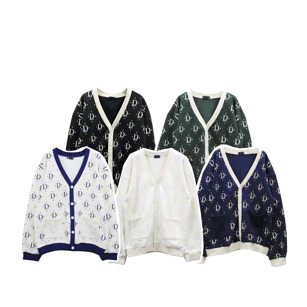 Cadigan - คาร์ดิแกน Ejavu พร้อมตัวอักษร D พิมพ์ลายหลวม Unisex ทั้งผู้ชายและผู้หญิงดูสวยงาม