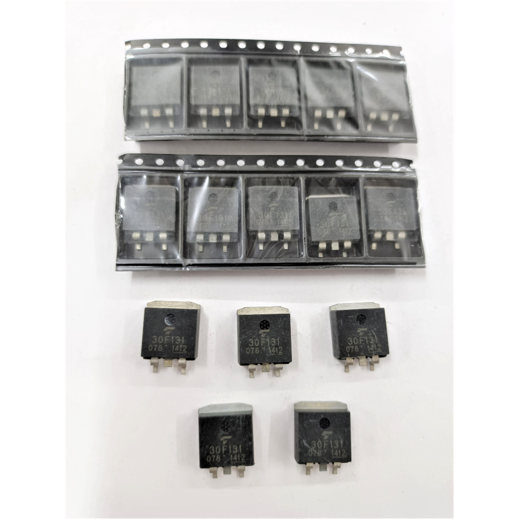 Combo 2 ชิ้น ICs (30F131 วาง)