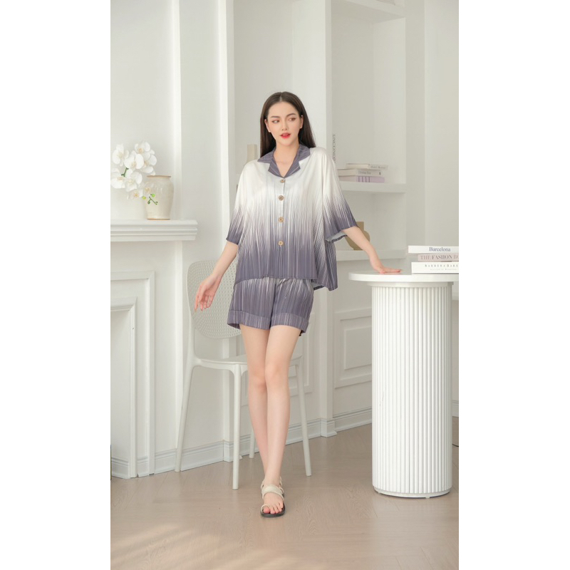 ชุดต้นขาแขนปีกค้างคาวดํา 2CE ไหมพรีเมียม TK