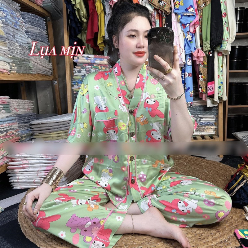 ชุดนอน Blue Rabbit แขนปีกค้างคาวคอวี ผ้าไหม TK by 2CE