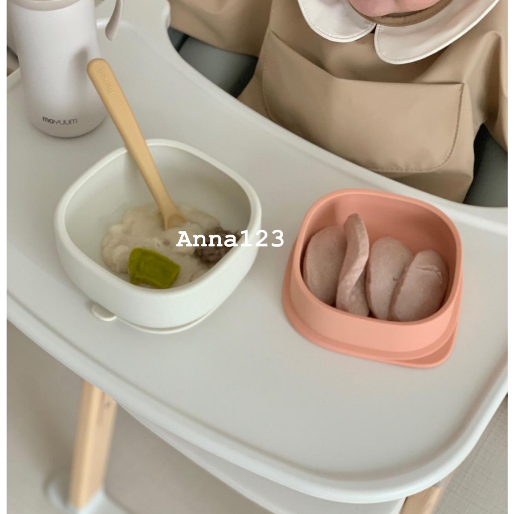 Moyuum Baby Bowl พร้อมถ้วยดูดซิลิโคนแท้