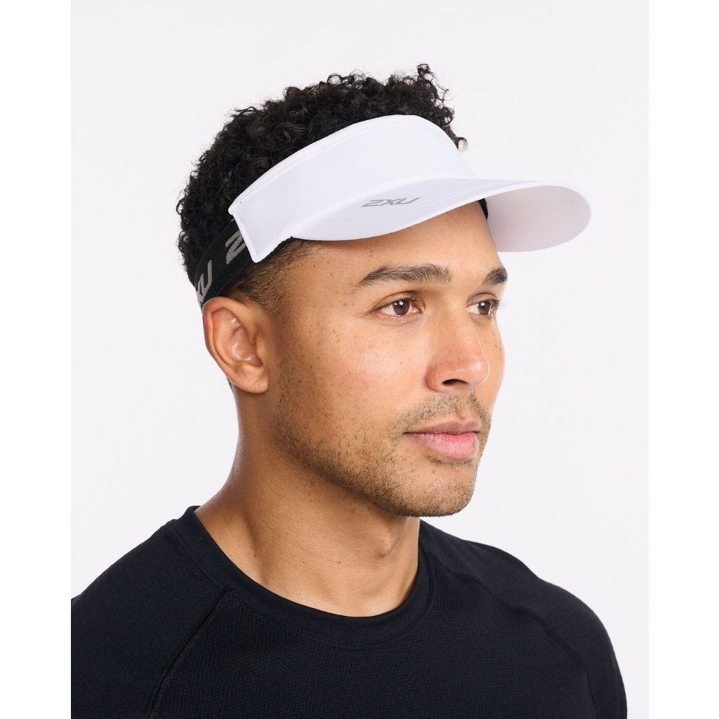 หมวกวิ่ง 2xu Performance Visor (unisex) มีหลายสี