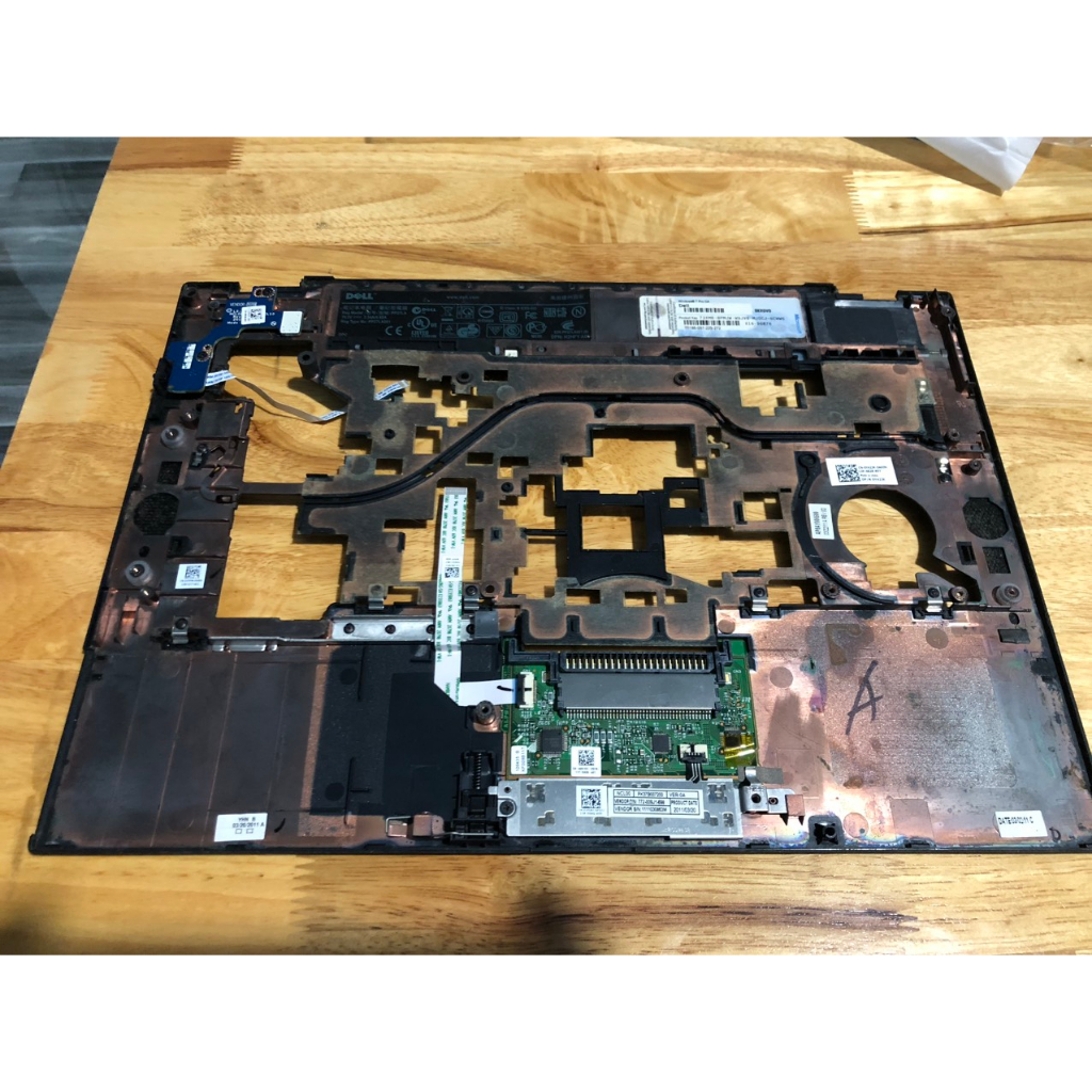 SIDE C DELL LATITUDE E6410 แล็ปท็อป