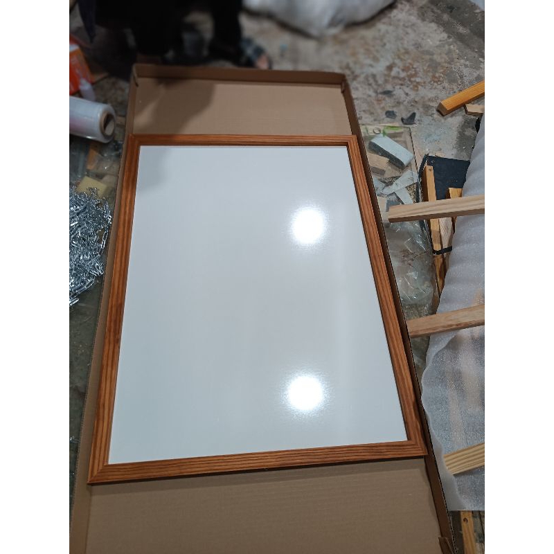 กระดานเขียนมาร์กเกอร์ ขนาด 60*80cn