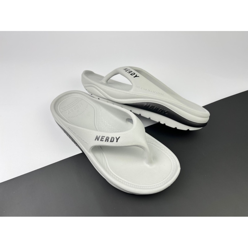 รองเท้าแตะ NERDY สินค้าคุณภาพสูง - SUPPORT SIZE CHANGE
