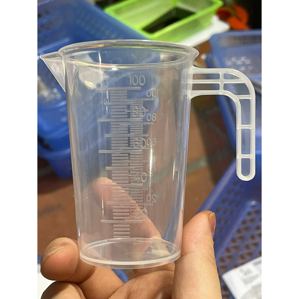 ถ้วยตวงพลาสติกความจุ 50ml, 100ml พร้อมสเกลตวง - ถ้วยตวงจ่าย