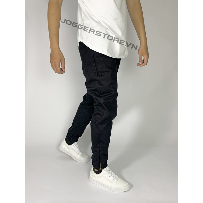 ZIP-LOCKED KAKI JOGGER PANTS
