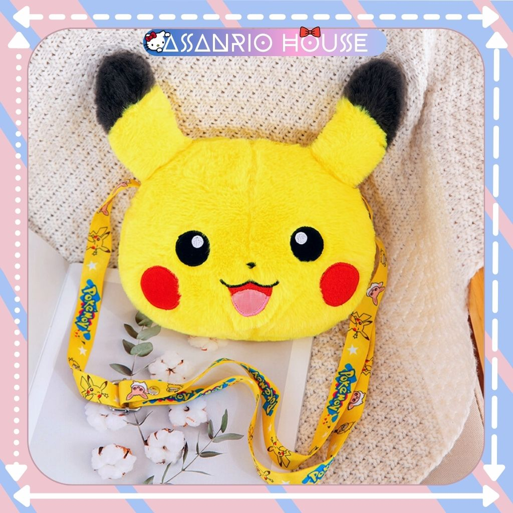 กระเป ๋ า Pikachu Cross-body แบบนุ ่ มพร ้ อมสายรัดพิมพ ์ ลายการ ์ ตูนตลก - ASANRIO HOUSE Teddy Bear Bag
