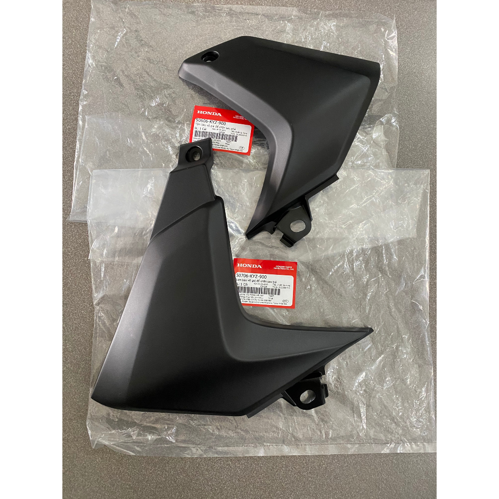 ที่วางเท้าซ้ายและขวาพลาสติกด้านสีดํา (ราคา 2 ชิ้น) รถนําในอนาคตไขมันแท้ 50706kyz900 50606KYZ900