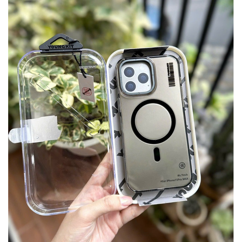 Youngkit Clear Case Magnetic Transparent Glass Case สําหรับ IPhone 15 / 14 Pro Max, Wireless Charging Support, กันกระแทก