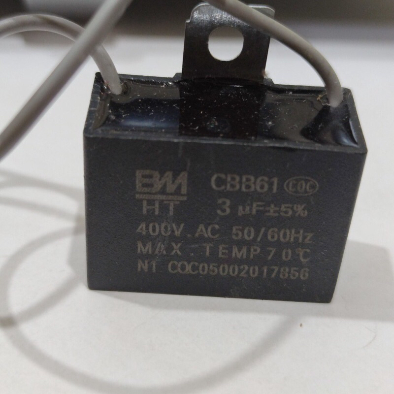 คาปาซิเตอร์ 2.5uf คาปาซิเตอร์ 3uf พร้อมเหล็กจับ ลวดทองแดง อย่างดี (อะไหล่ทดแทน)