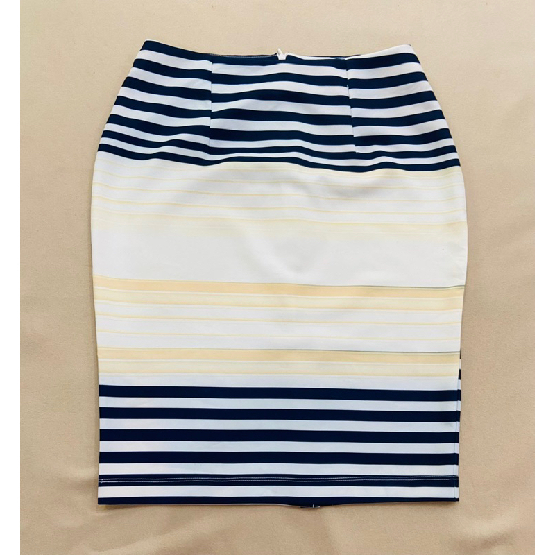 (V2109) กระโปรงสํานักงาน Nino.maxx (Size S, M, L) - Liquidation vnxk