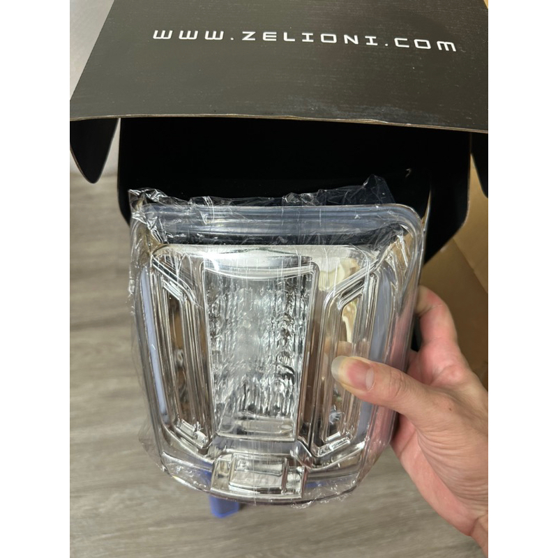 ZELIONI CLEAR VESPA GTS GTV TAILLIGHTS