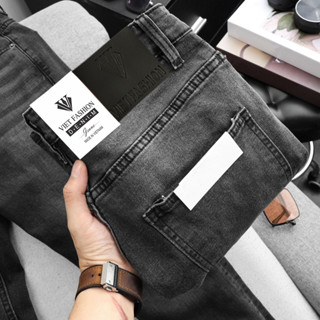 [ARRIVED] กางเกงยีนส์ผู้ชายสีเทาถ่านสไตล์ใหม่กางเกงยีนส์ผู้ช…