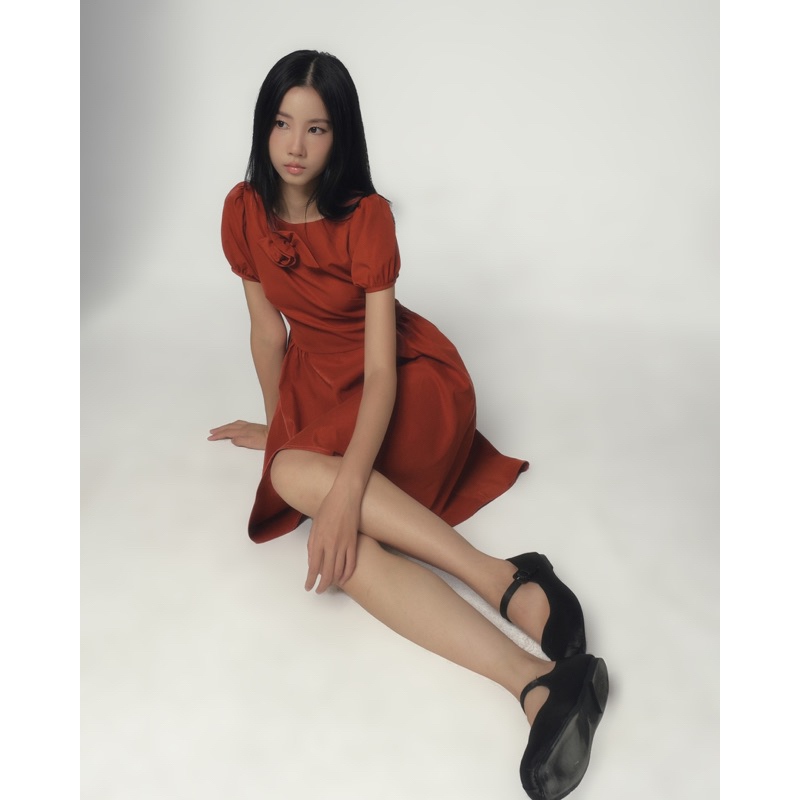 ลด 70% Miyou red ROSE DRESS - ROSE DRESS