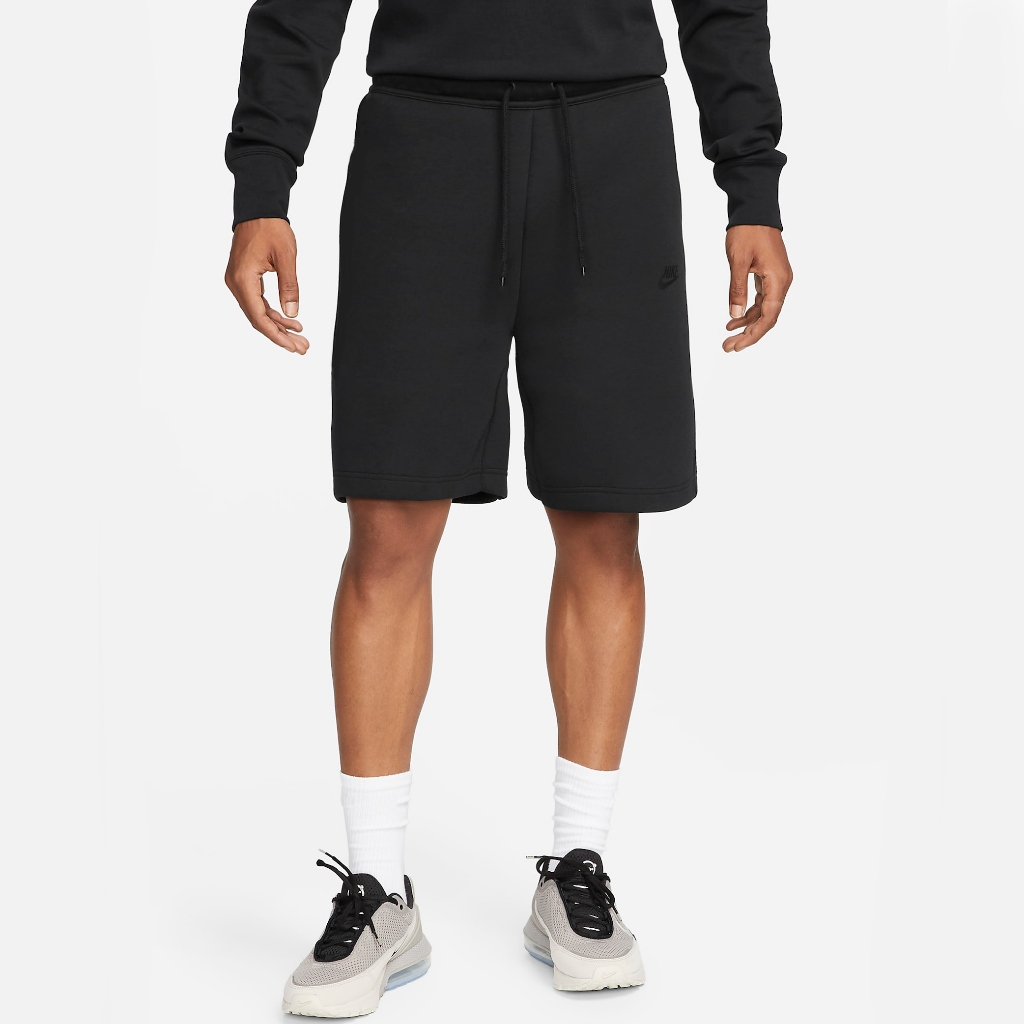 NIKE TECH FLEECE KNIT SHORT - สีดํา