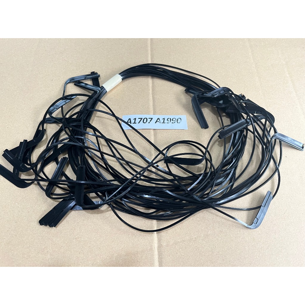 RON SCREEN MAC A1707 A1990 MACPro 15 INCH A1707 2017 , MACPro A1990 2018 2019